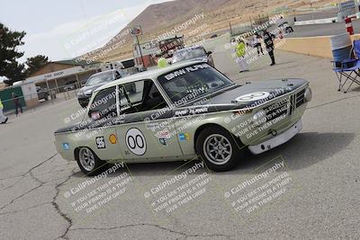 media/Jun-01-2025-CalClub SCCA (Sun) [[eae223c5dd]]/Around pit/